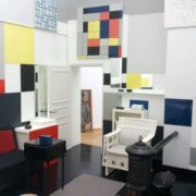 Reconstructie-van-het-atelier-van-Piet-Mondriaan-26-rue-du-Départ-door-Frans-Postma